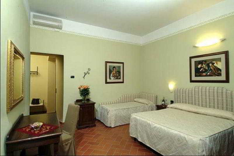 Hotel Caravaggio Floransa Oda fotoğraf